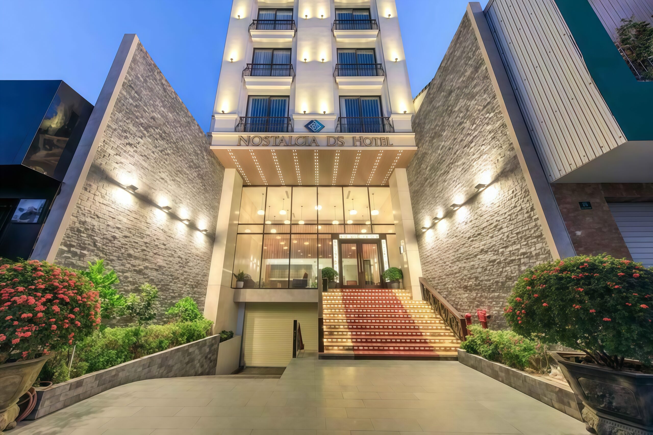 khách sạn đường Hồ Xuân Hương Đà Nẵng