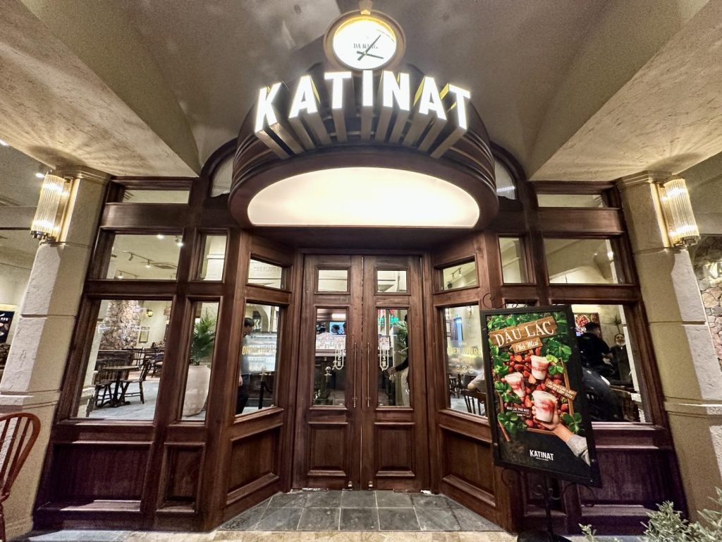 quán cafe đẹp gần cầu Rồng