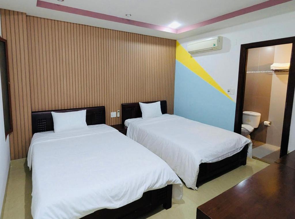 khách sạn đường Phạm Văn Đồng Đà Nẵng