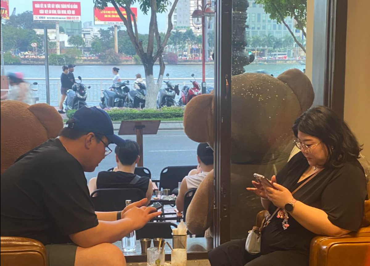 Top 15 quán cafe view sông Hàn đẹp ngất ngây, chill hết nấc ở Đà Nẵng