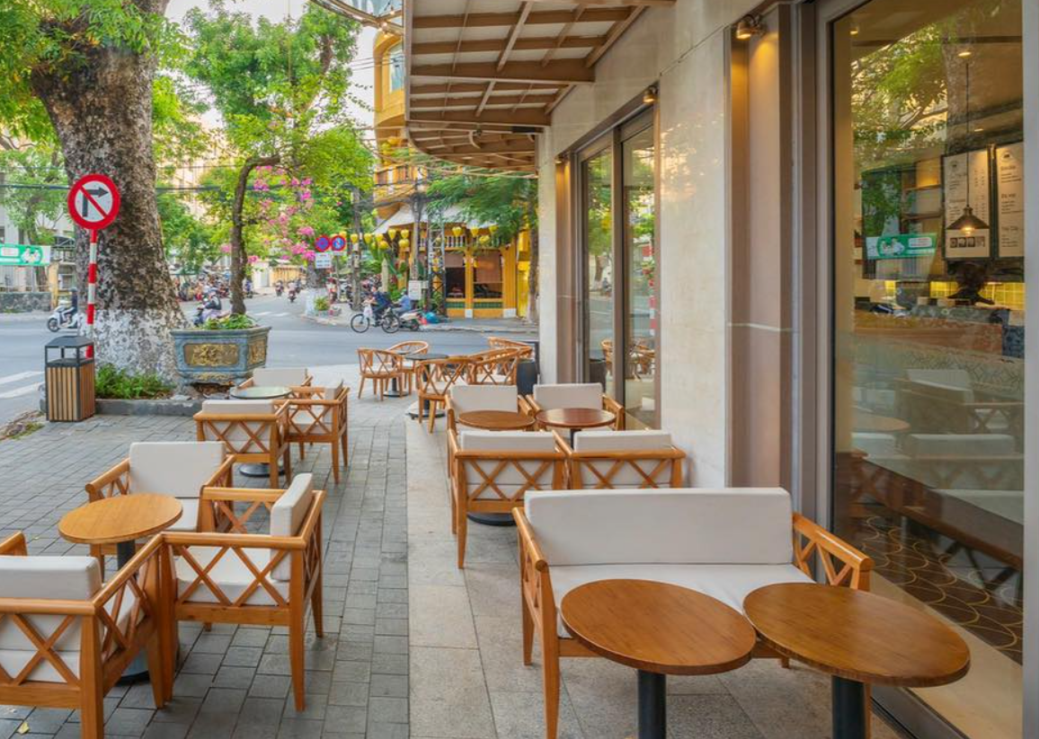 Traditional Coffee & Tea mang đến một không gian yên bình, tinh tế