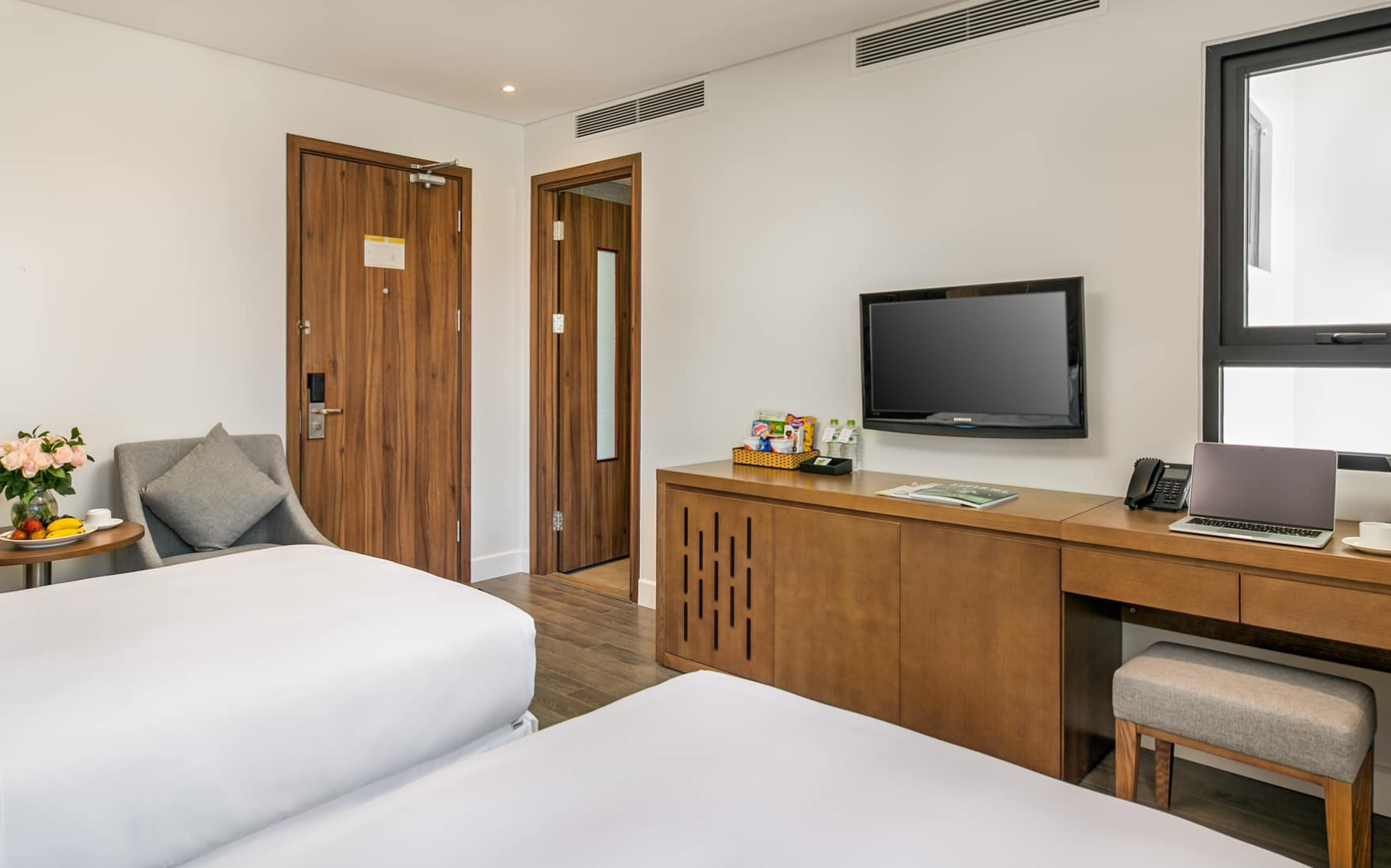 AVORA mang phong cách boutique ấm cúng, thanh lịch, phù hợp cho cả du khách cá nhân lẫn các cặp đôi