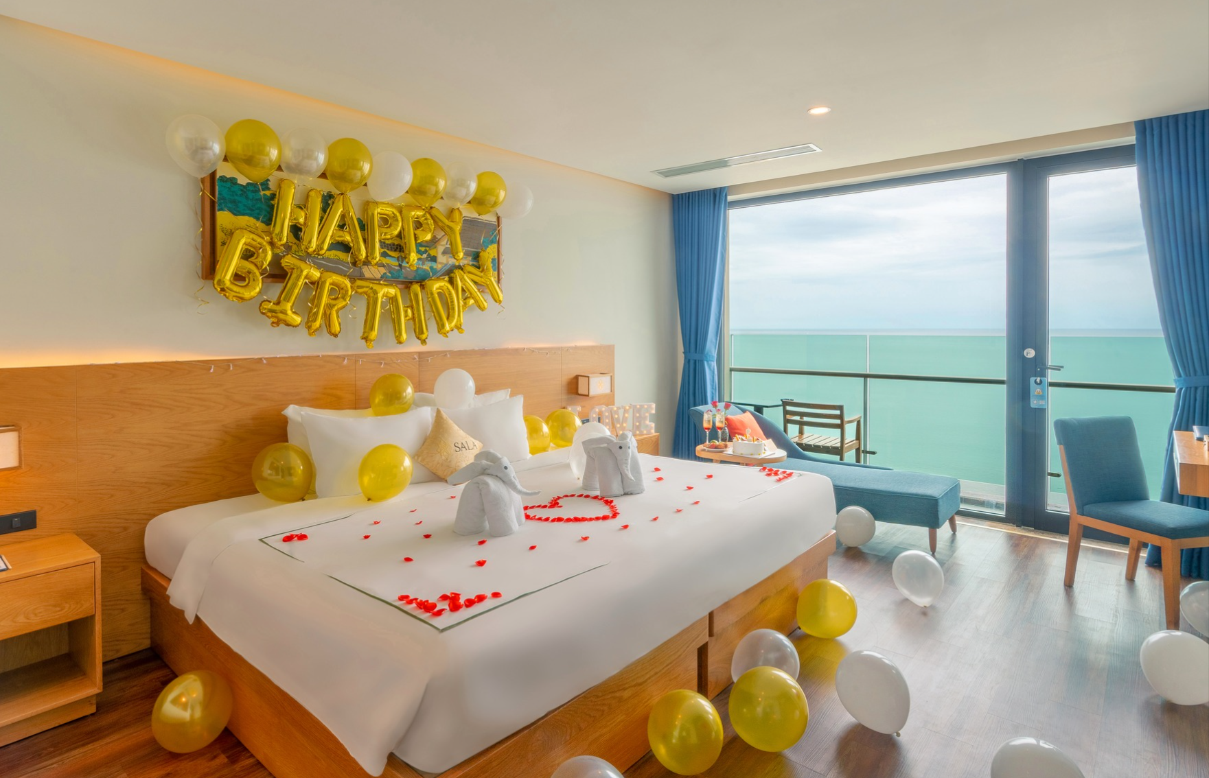 Sala Danang Beach Hotel có thiết kế trang nhã với tông màu kem – gỗ chủ đạo