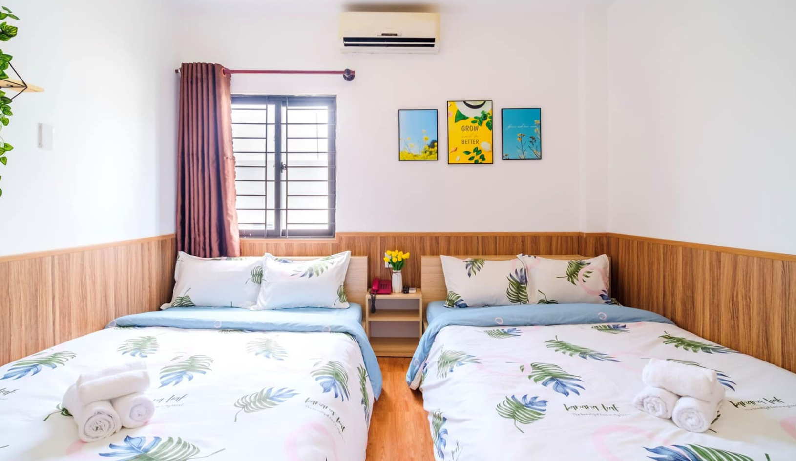 Du khách thường xuyên di chuyển khi chỉ mất 7 phút là có thể ghé chợ Cồn để khám phá văn hóa ẩm thực địa phương.