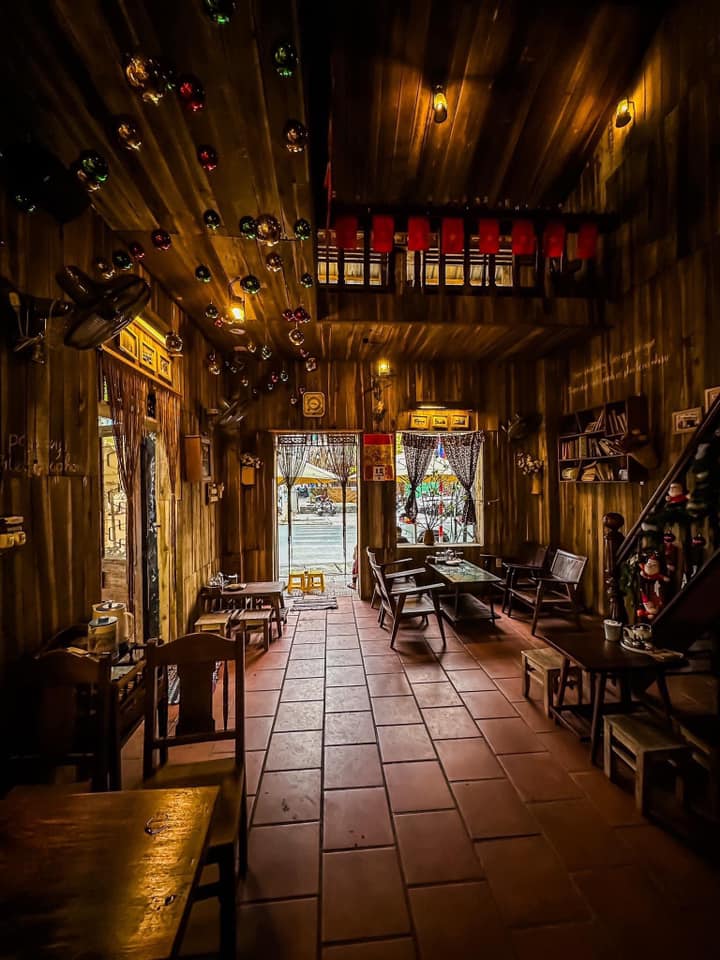 Tiệm Cà Phê Cậu Út