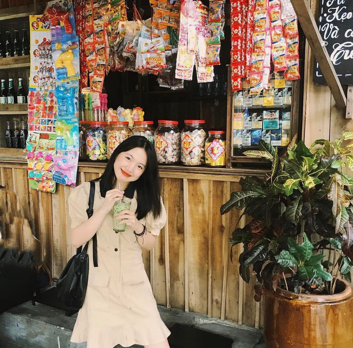 Tiệm Cà Phê Cậu Út