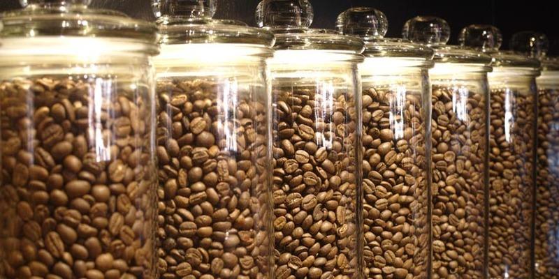 Bảo Quản Cà Phê Robusta: Bí Quyết Để Giữ Vẹn Nguyên Hương Vị Tươi Mới