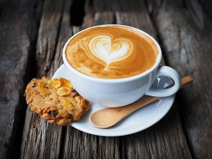 Cách pha cà phê capuchino ngon tại nhà &#8211; Bí quyết hoàn hảo từ The Cups Coffee