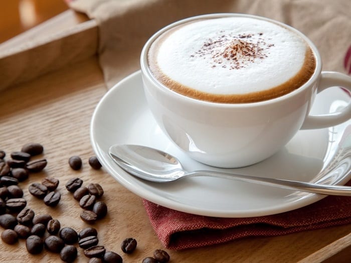 Cách pha cà phê capuchino ngon tại nhà &#8211; Bí quyết hoàn hảo từ The Cups Coffee
