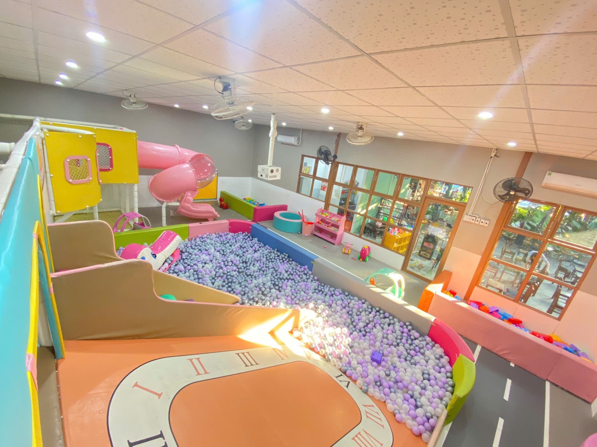 quán cafe cho trẻ em ở Đà Nẵng