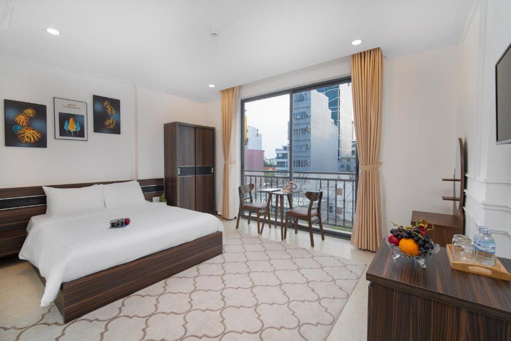 Khách sạn AOA Đà Nẵng Beach