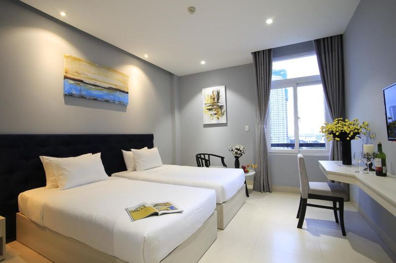 Salem Riverside Hotel