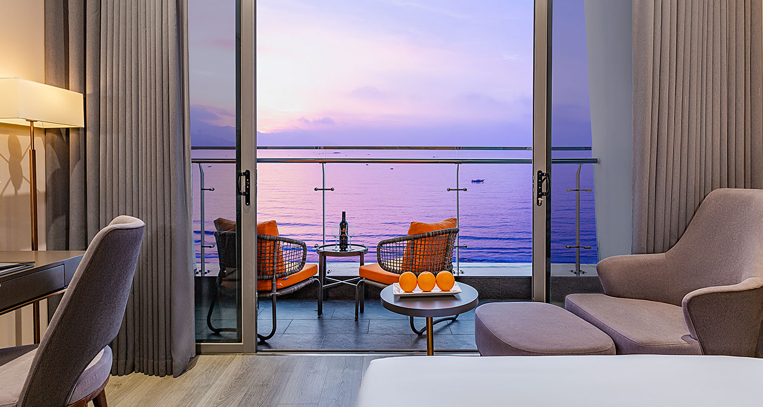 Khách sạn Le Sands Oceanfront Đà Nẵng