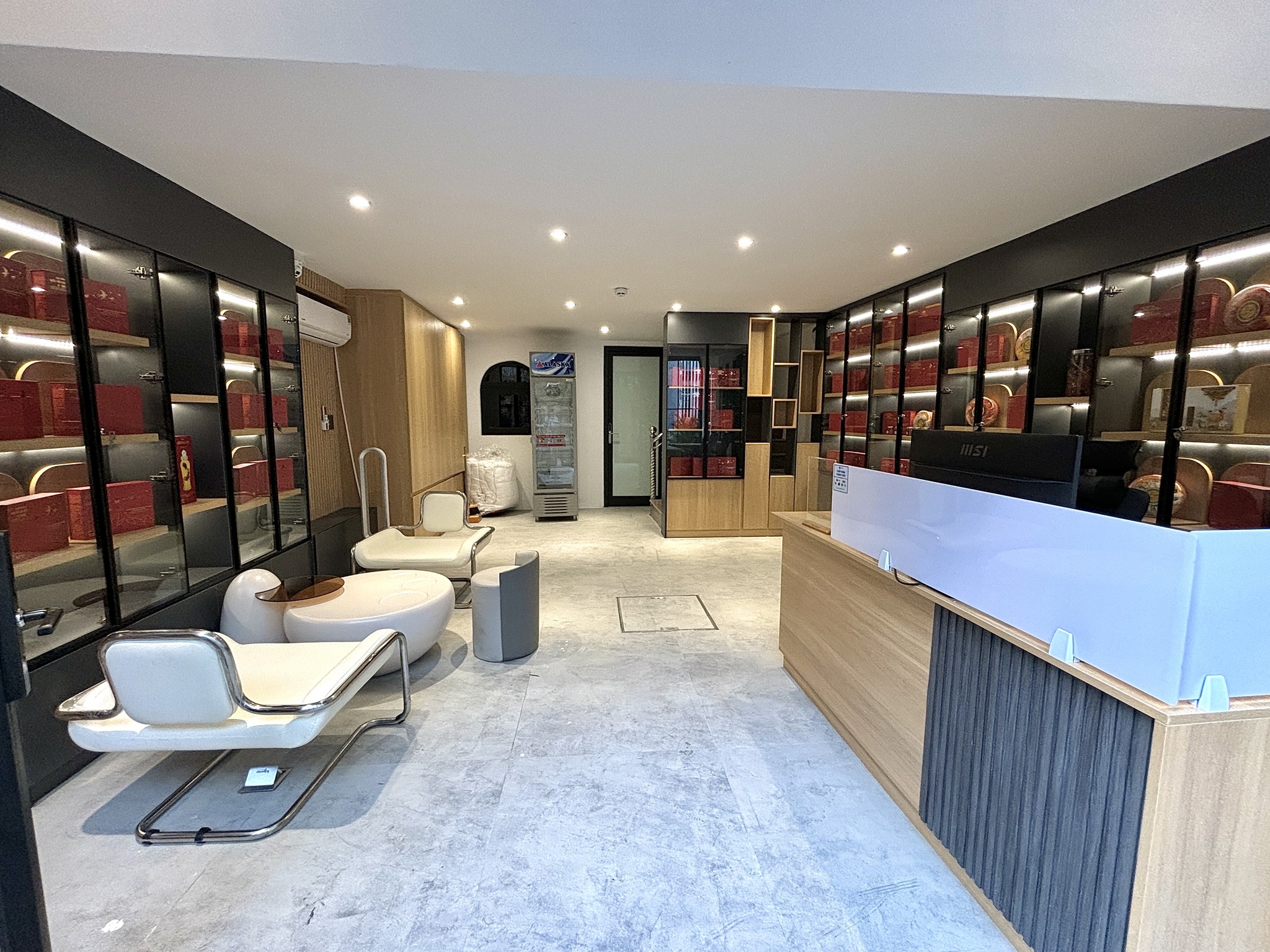 CEVA Hotel & Apartment - Khách sạn ở Hải Châu Đà Nẵng