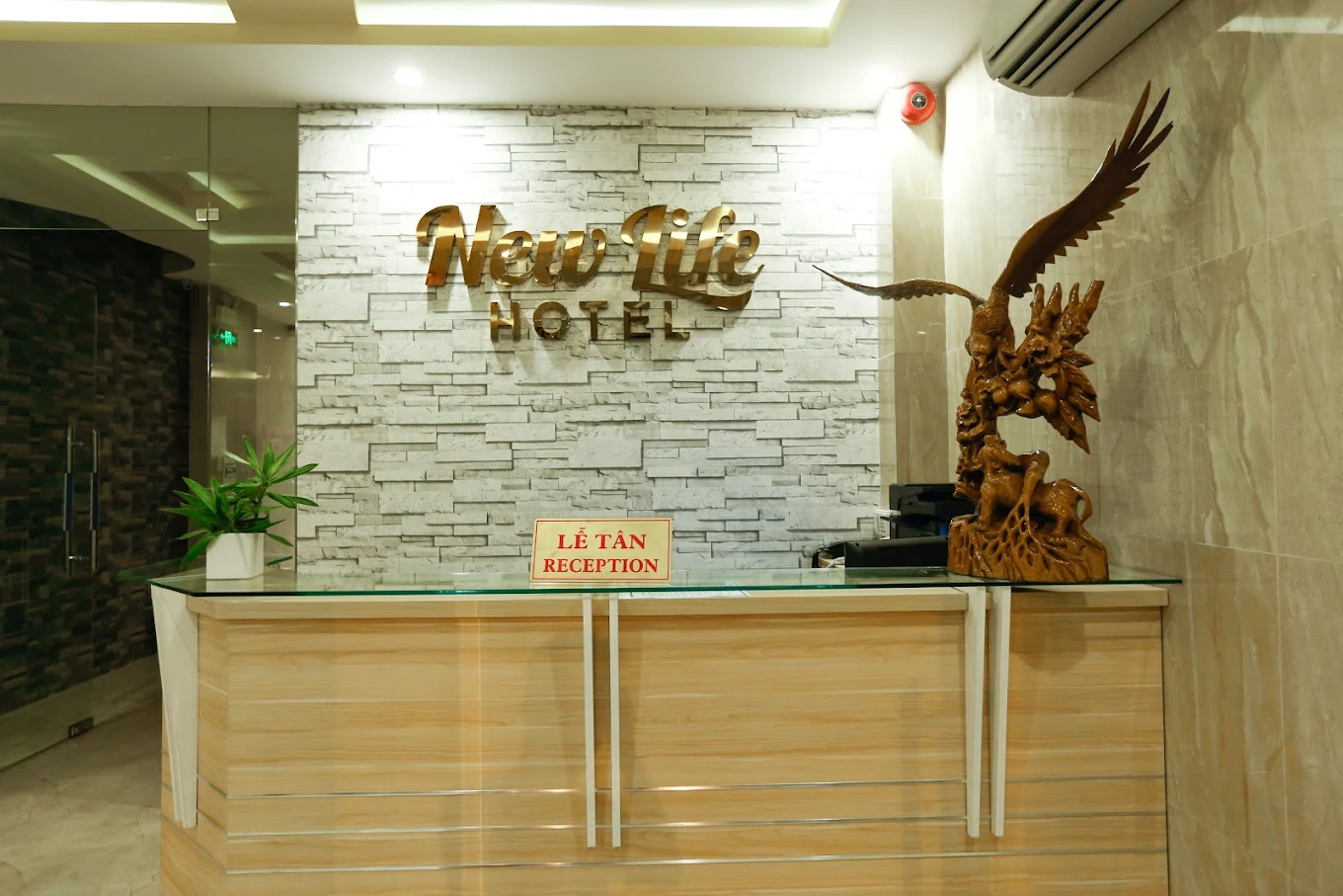 NewLife Hotel DaNang