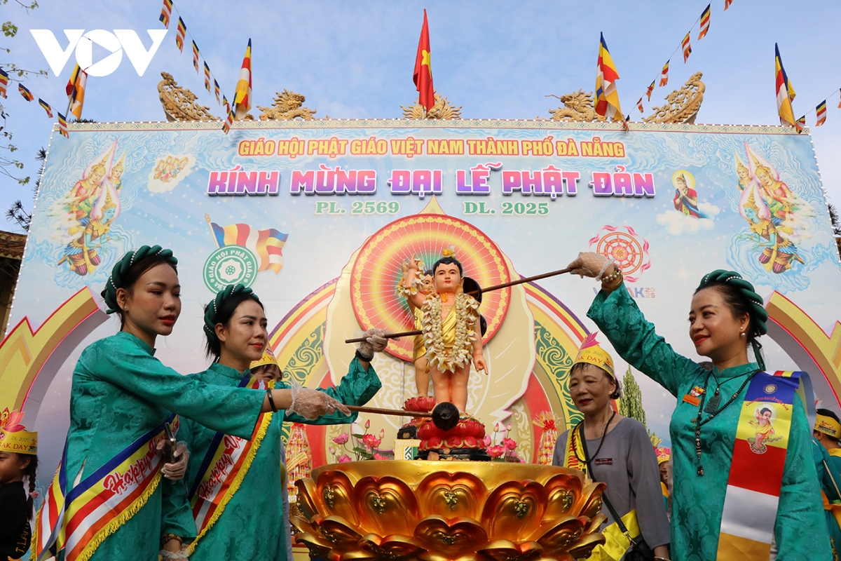 Kinh Nghiệm Tham Gia Lễ Phật Đản tại Đà Nẵng: Một Ngày Hội Sup Đầy Ý Nghĩa