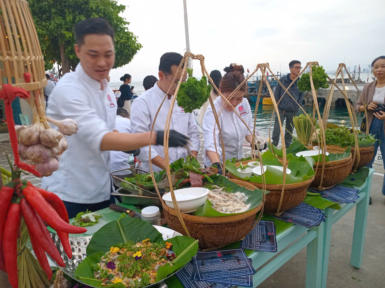 Lễ Hội Đà Nẵng Food Tour 2025: Chuyến Du Lịch Ẩm Thực Tuyệt Vời