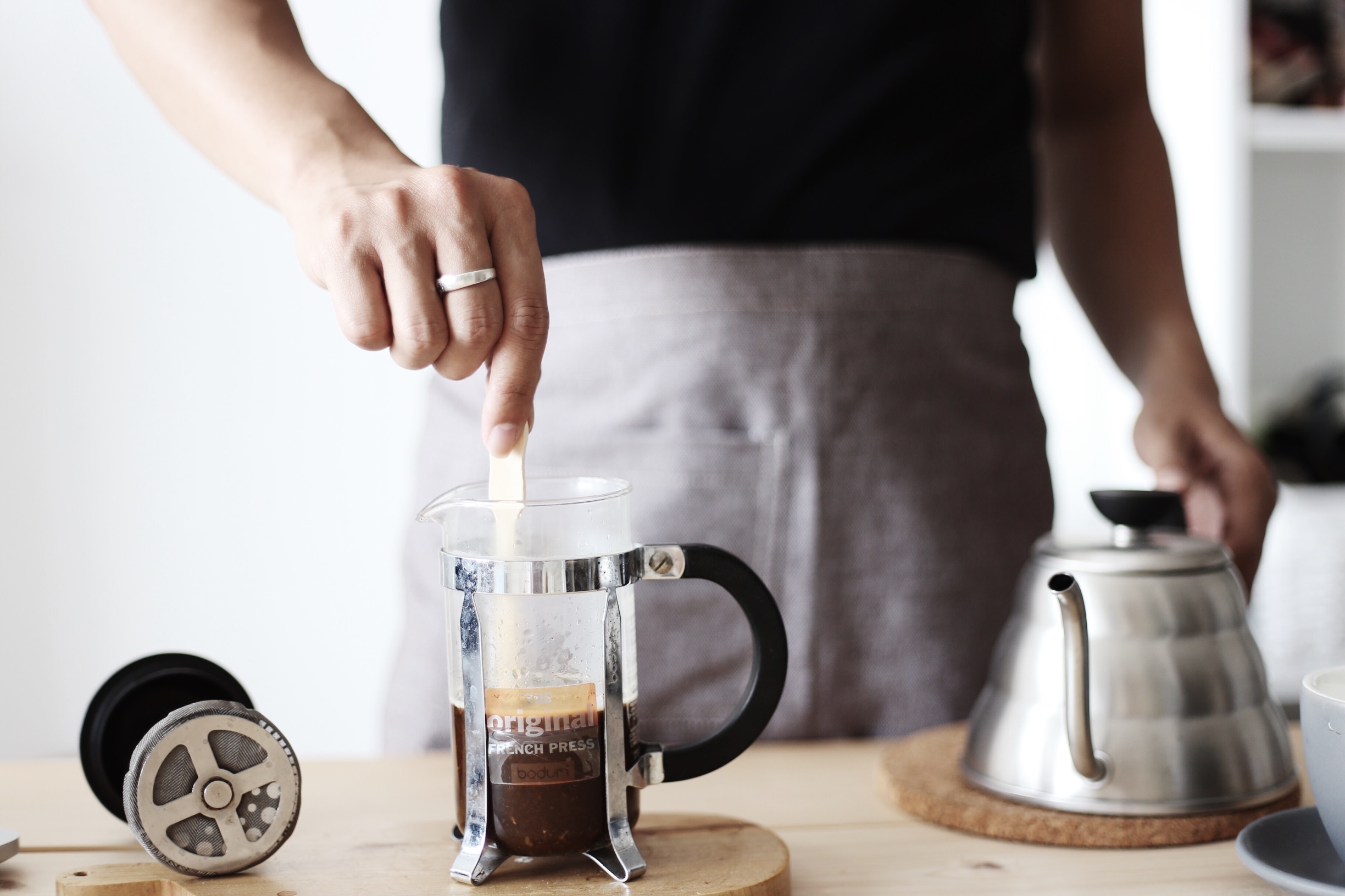 Pha Cà Phê Không Cần Nước Nóng: Bí Quyết Pha Cà Phê Bằng Nước Lạnh Ngon Tuyệt