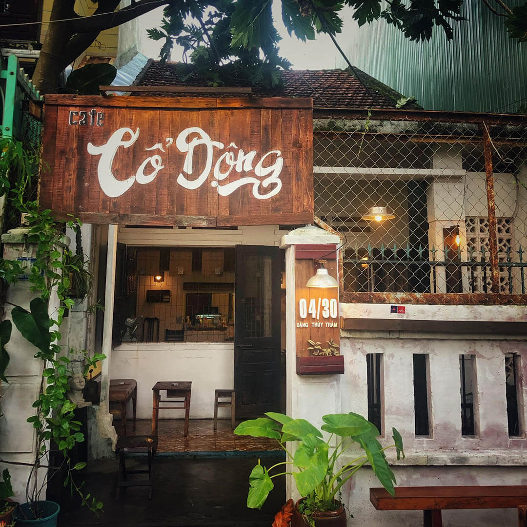Review Cổ Động Cà Phê: Không Gian Hoài Niệm Đầy Cảm Xúc Giữa Lòng Đà Nẵng