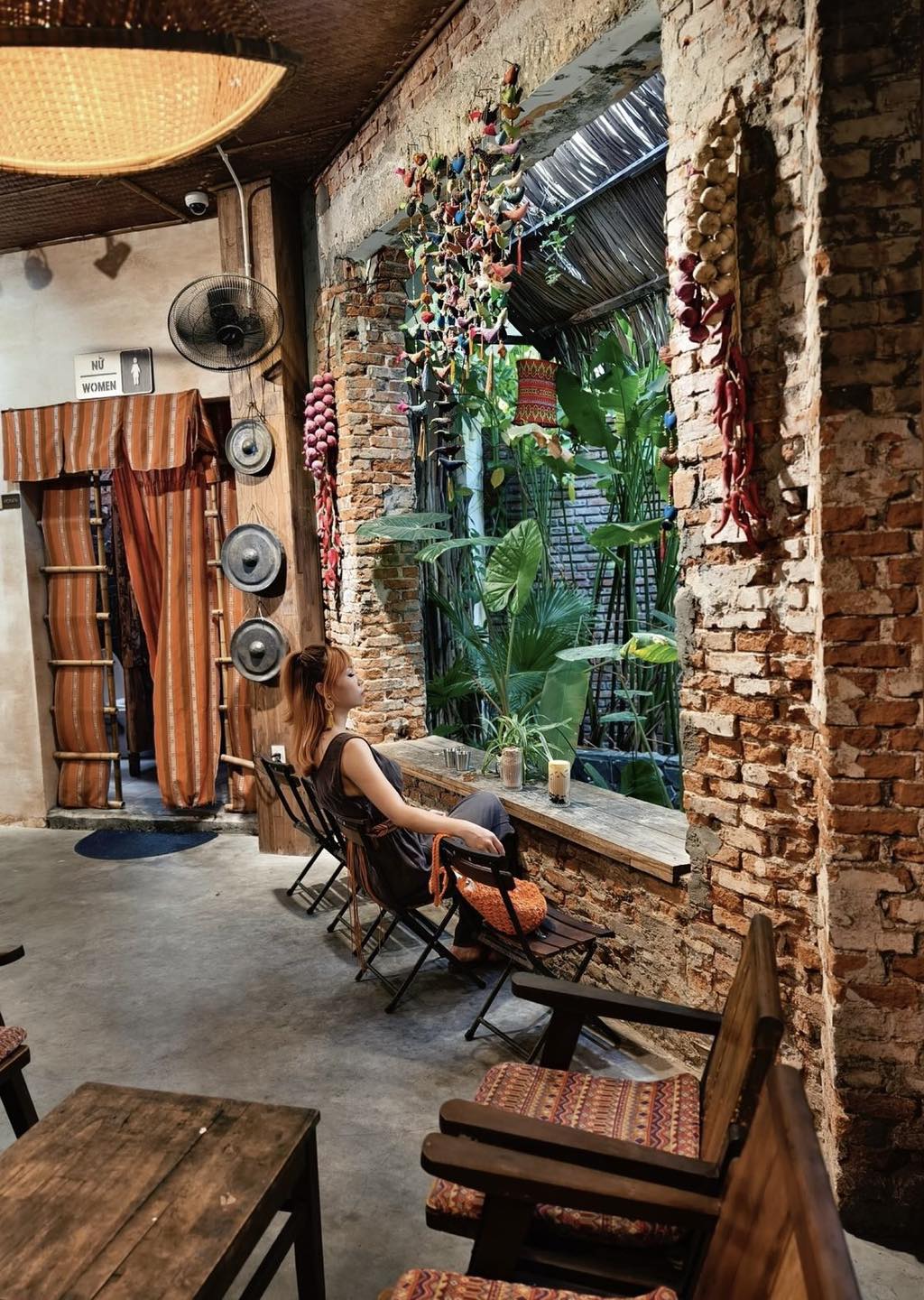 Review Cửa Ngõ Café Đà Nẵng – Khám Phá Không Gian Tây Bắc Độc Đáo Giữa Lòng Phố Biển