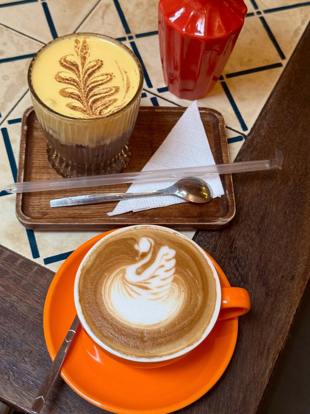 Review Cửa Ngõ Café Đà Nẵng – Khám Phá Không Gian Tây Bắc Độc Đáo Giữa Lòng Phố Biển