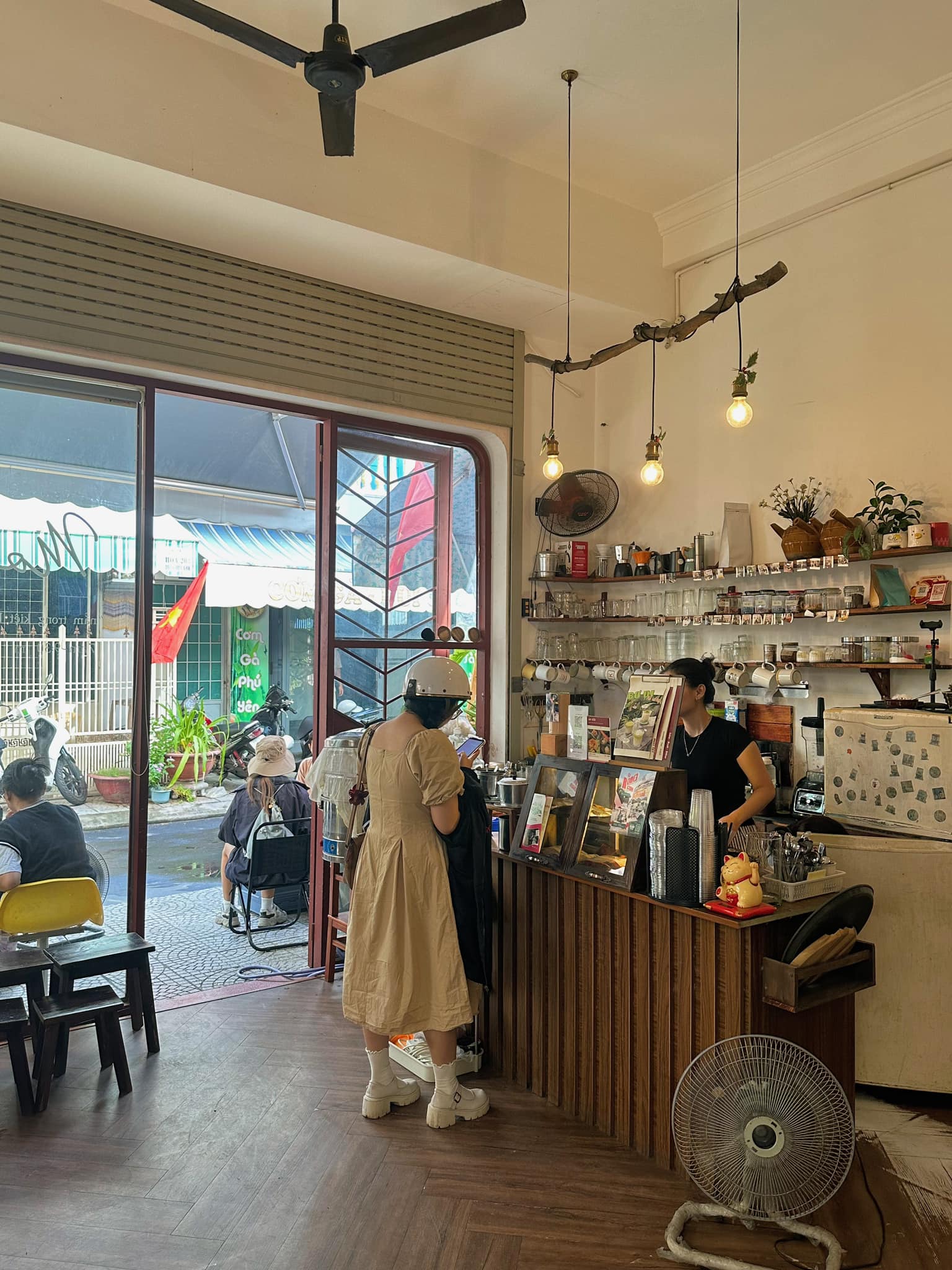 Review Mor cà phê: Nét Duyên Bình Dị Được Yêu Mến