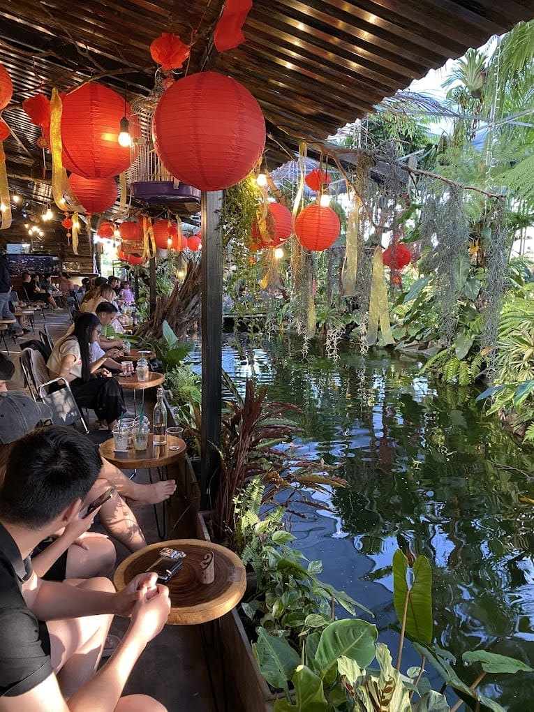 Review Tiệm cây và nước: Khu vườn nhiệt đới cho những tâm hồn yêu thiên nhiên
