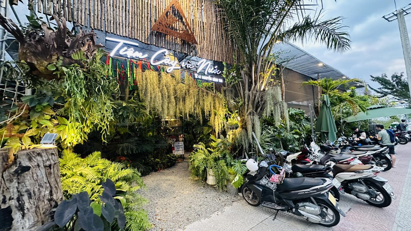 Review Tiệm cây và nước: Khu vườn nhiệt đới cho những tâm hồn yêu thiên nhiên