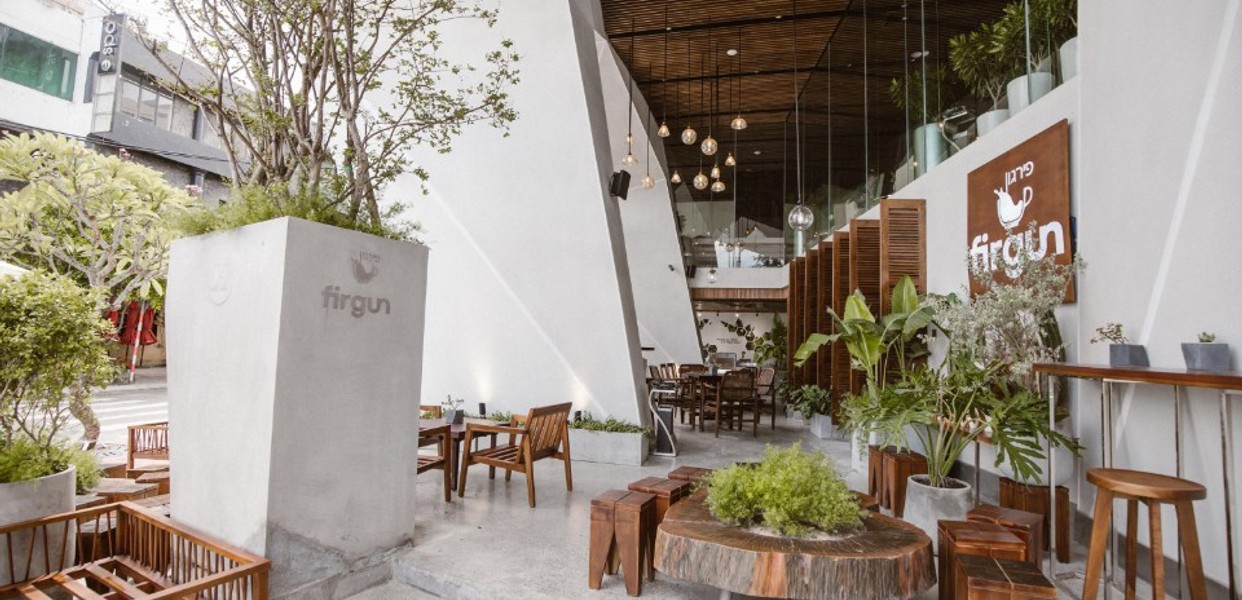 quán cafe đẹp gần cầu Rồng