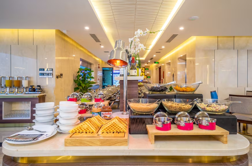 khách sạn ở gần đại học kiến trúc