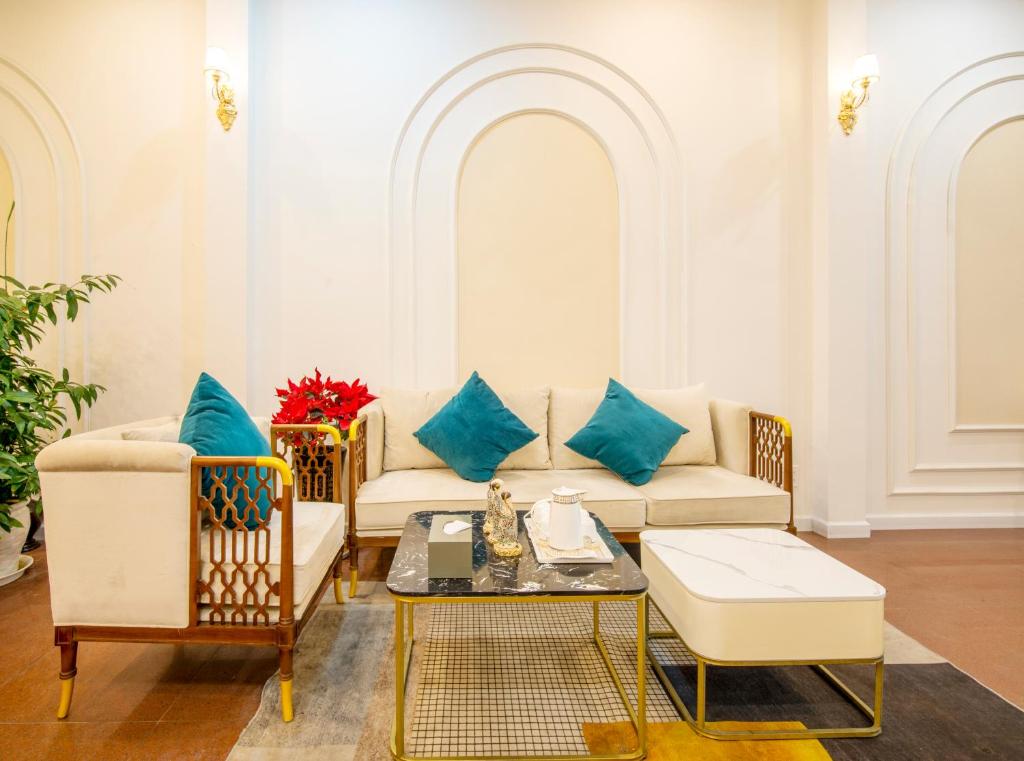 Khách sạn ở gần Đại Học Kiến Trúc