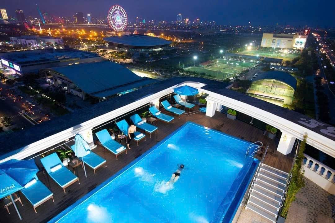Grand Citiview Da Nẵng Hotel có đủ các tiện ích như hồ bơi ngoài trời tầng 15, khu spa và sauna, phòng gym hiện đại