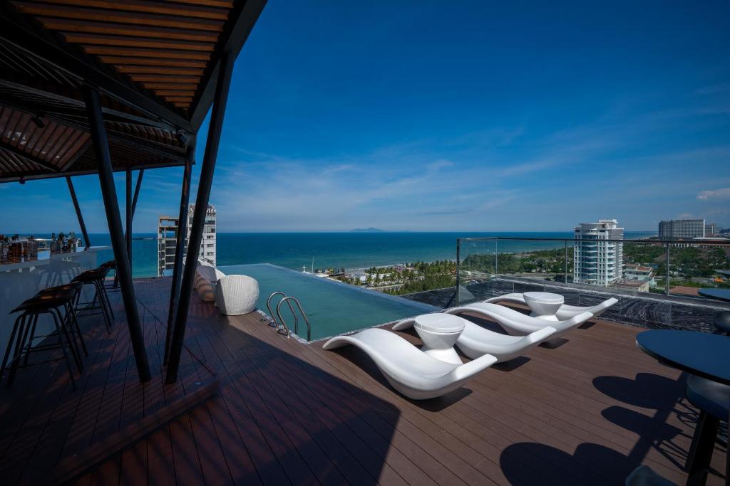 khách sạn gần chợ đêm an thượng