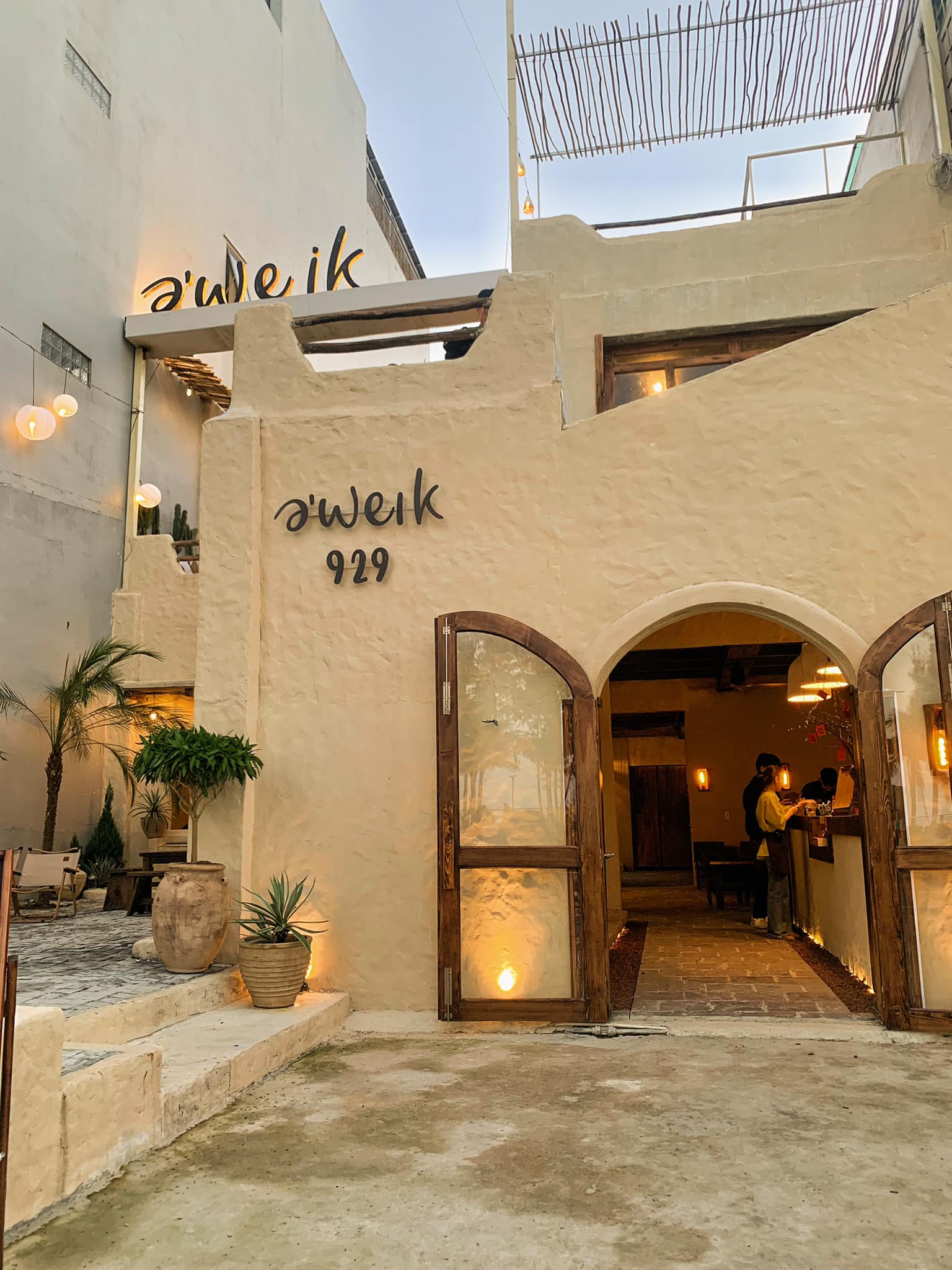 Giới thiệu - E’weik Coffee