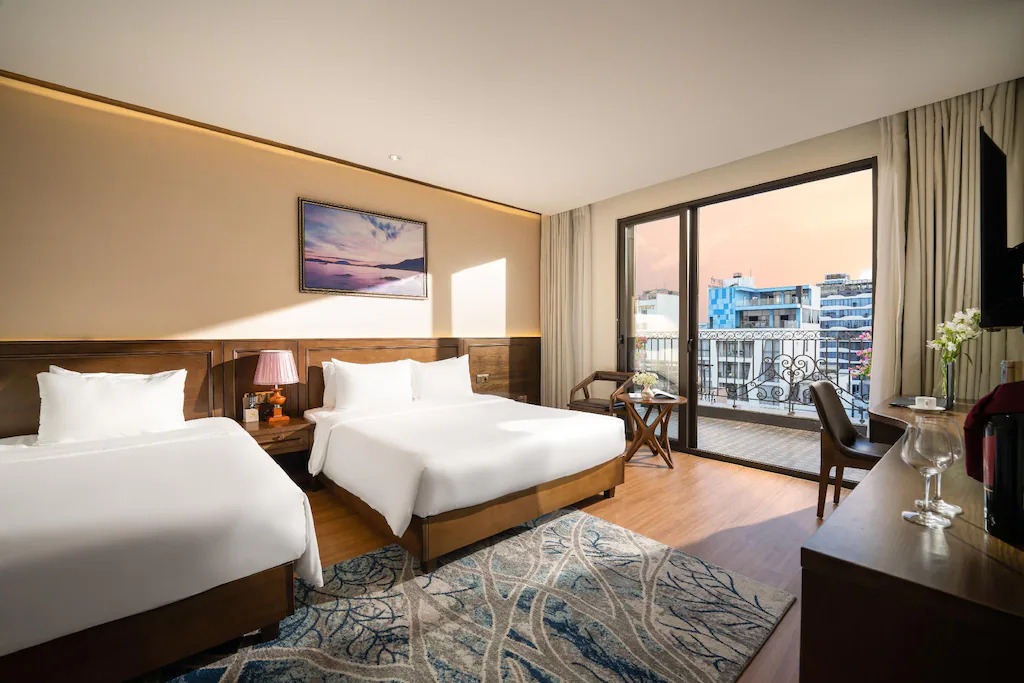 Golden Lotus Hotel Đà Nẵng