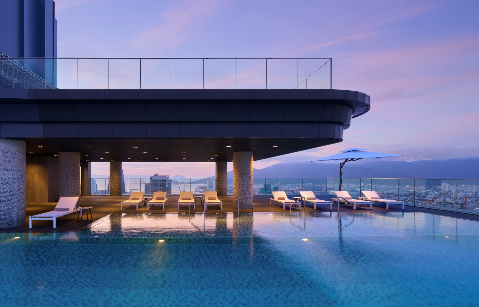 Courtyard by Marriott Danang Han River mang đến trải nghiệm đẳng cấp quốc tế giữa lòng thành phố biển