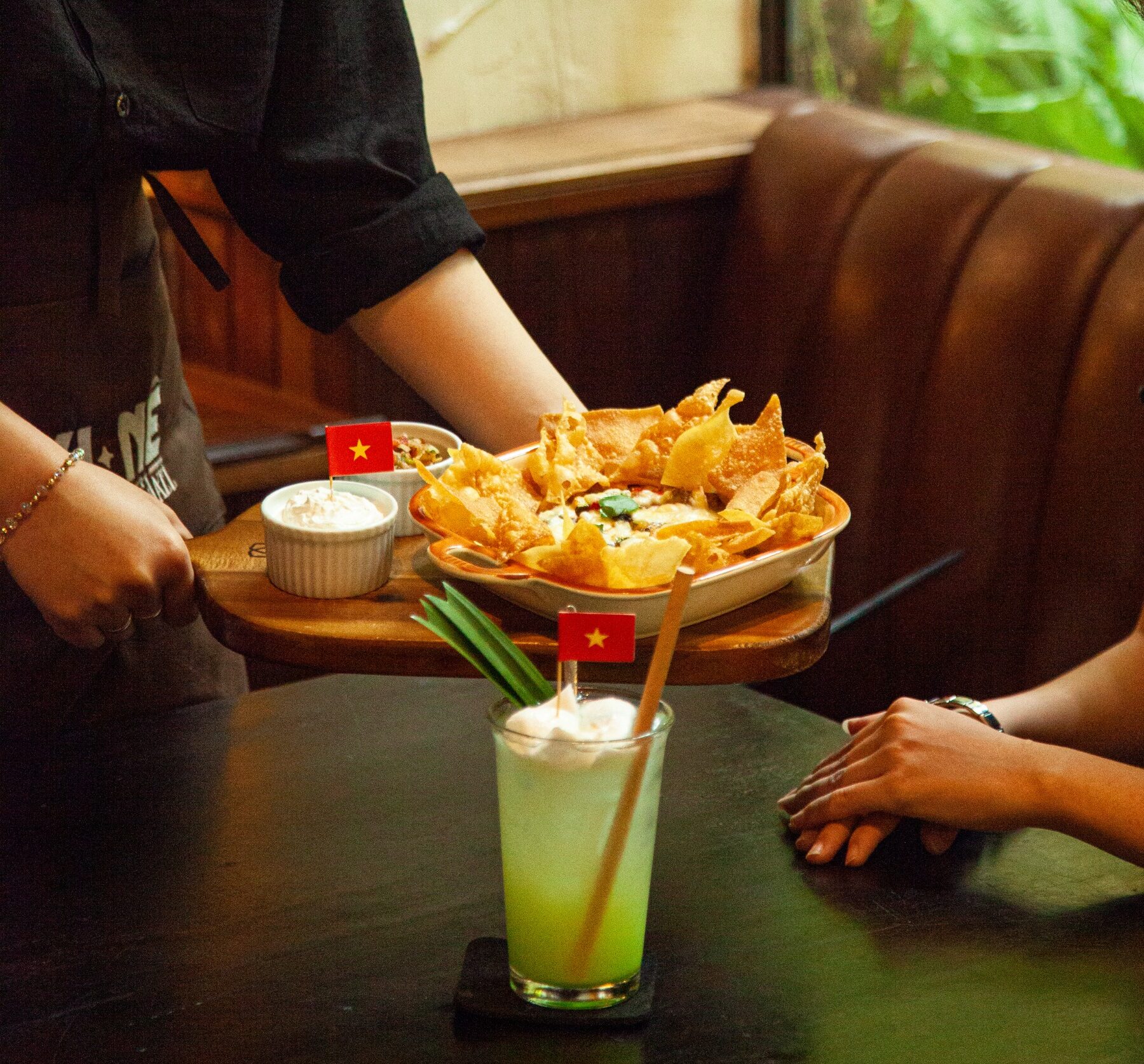 Nhân viên thân thiện