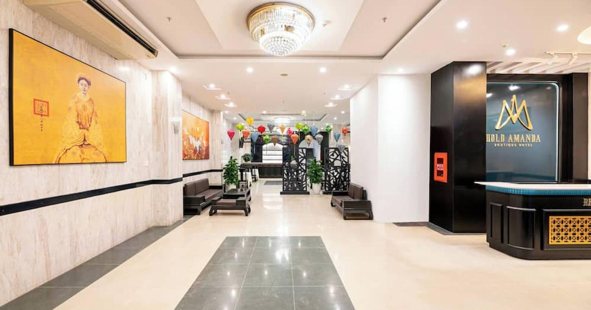 khách sạn ở gần đại học phương đông