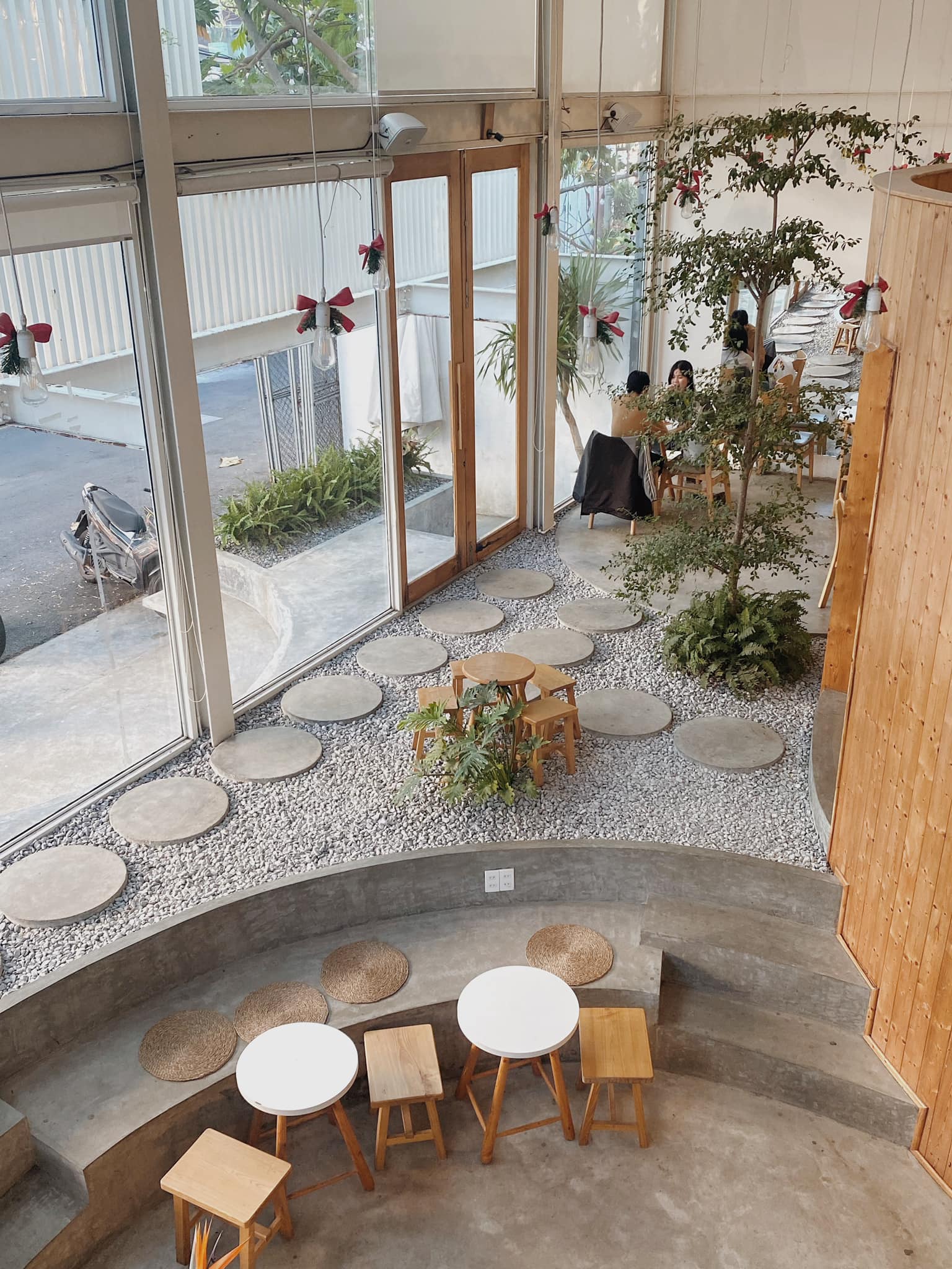 Không gian tại Ibasho Coffee