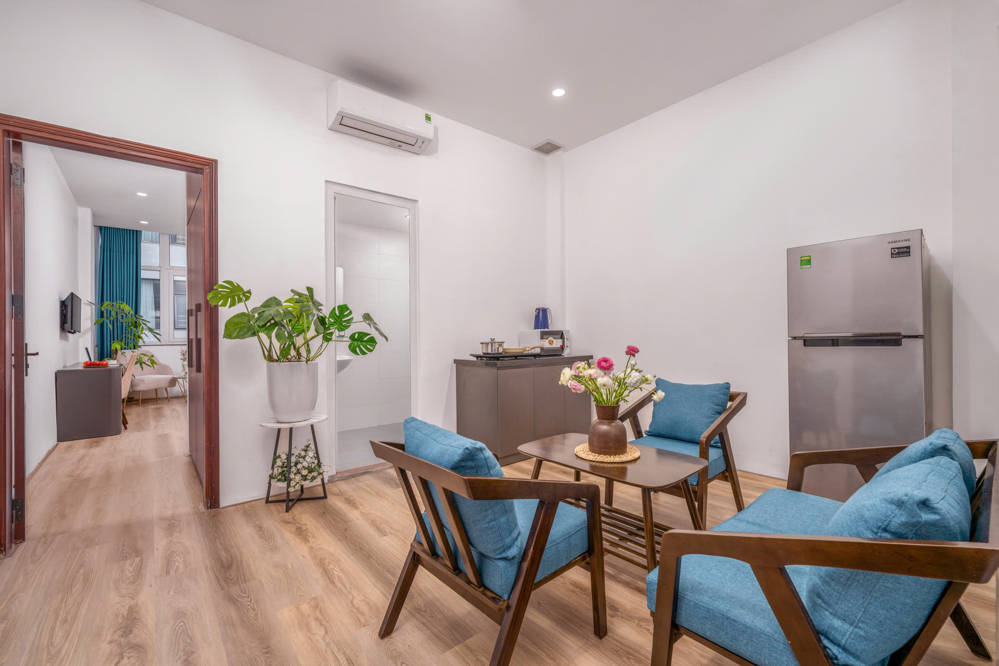 Sea Near Me Hotel Danang