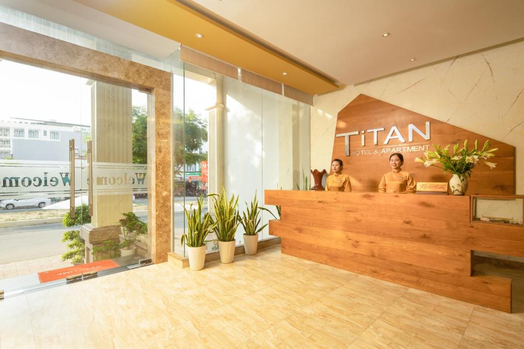 Titan Hotel