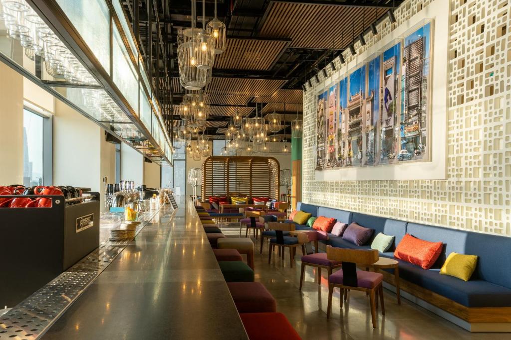 Wink Icon Hotel Danang Riverside