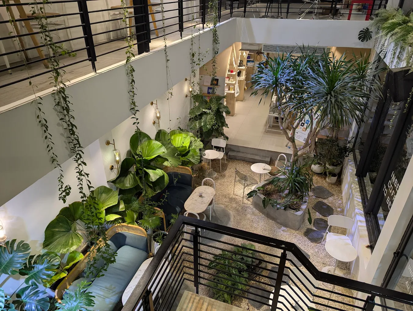 Không gian tại Wonderlust