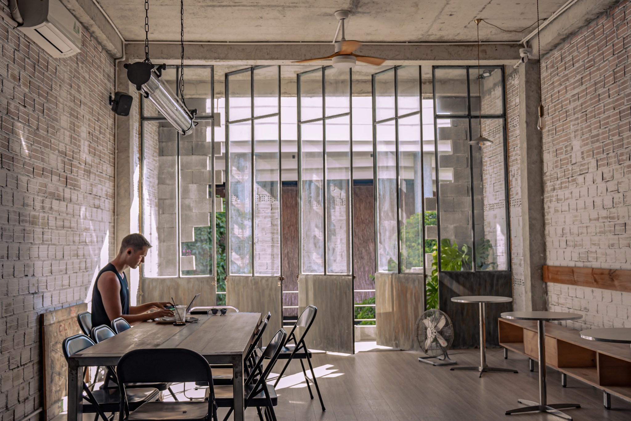 Không gian tại quán