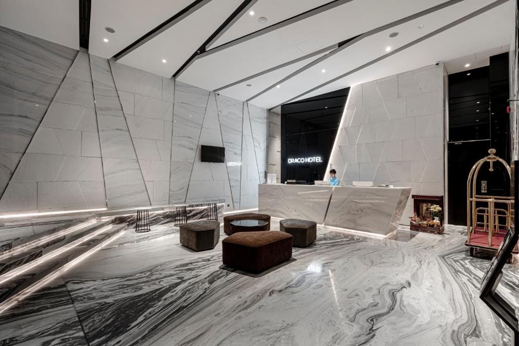 khách sạn gần cung thể thao Tiên Sơn Đà Nẵng