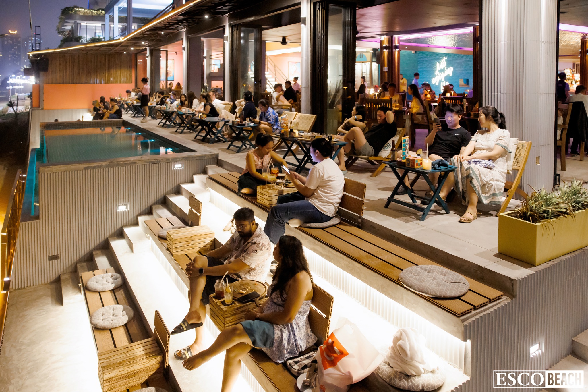 Vị trí của Esco Beach