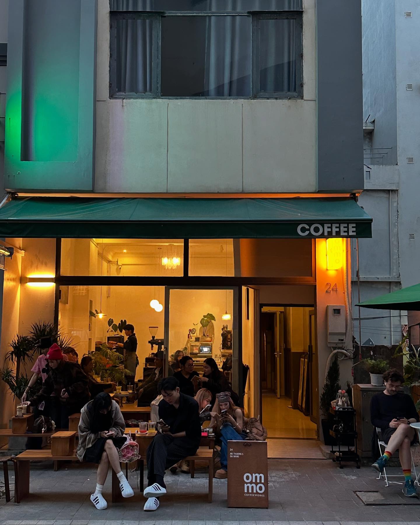 Đánh giá không gian tại quán