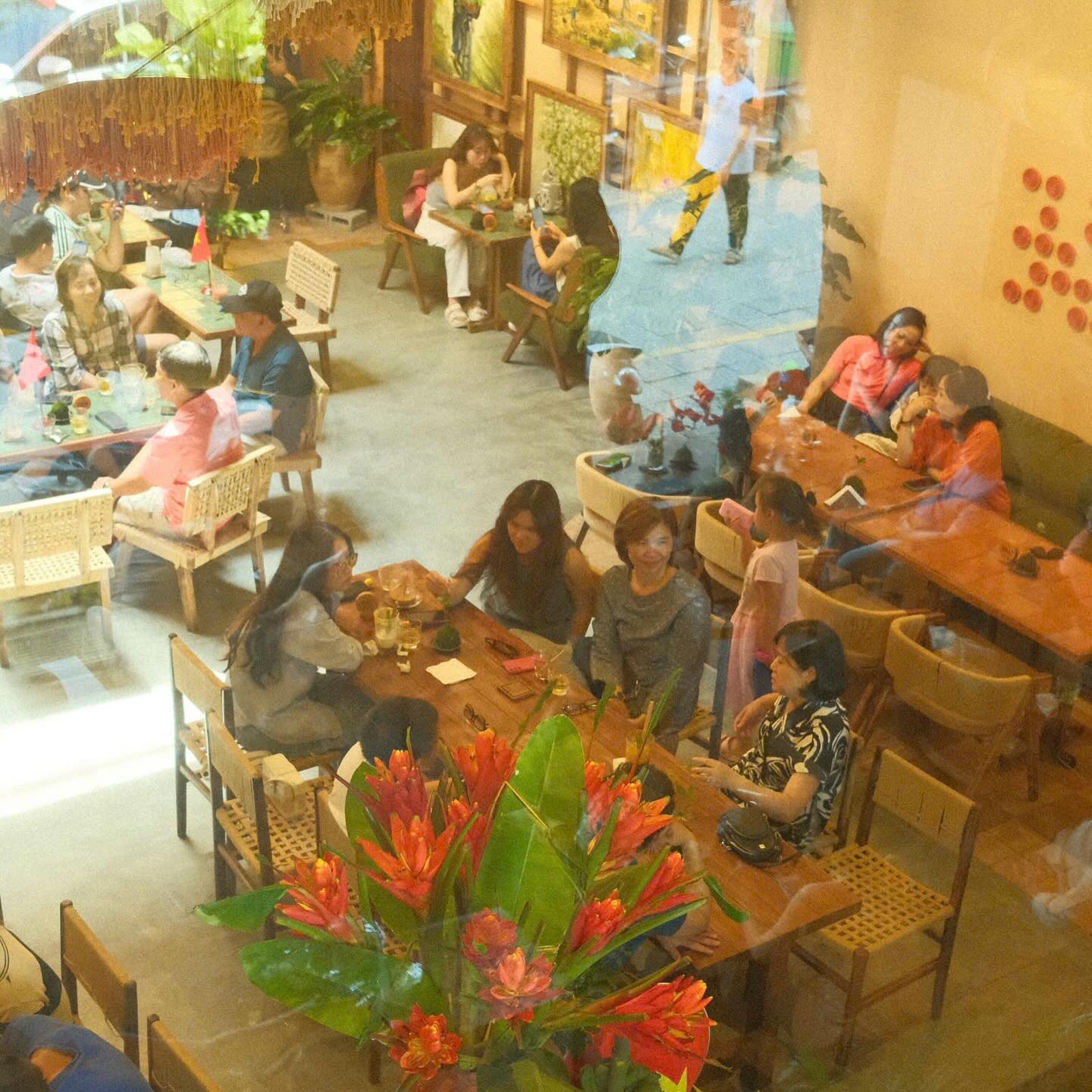 Chất lượng và dịch vụ tại quán