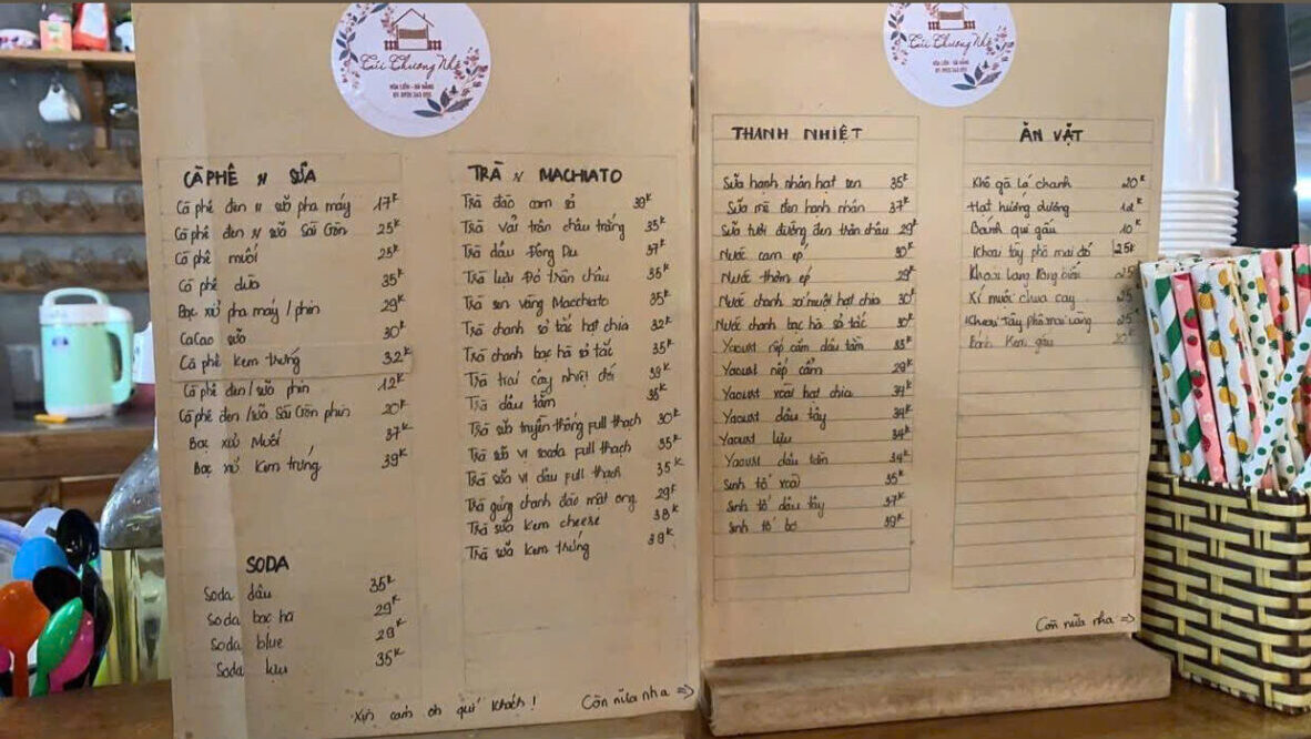 Tiệm cafe Túi Thương Nhớ