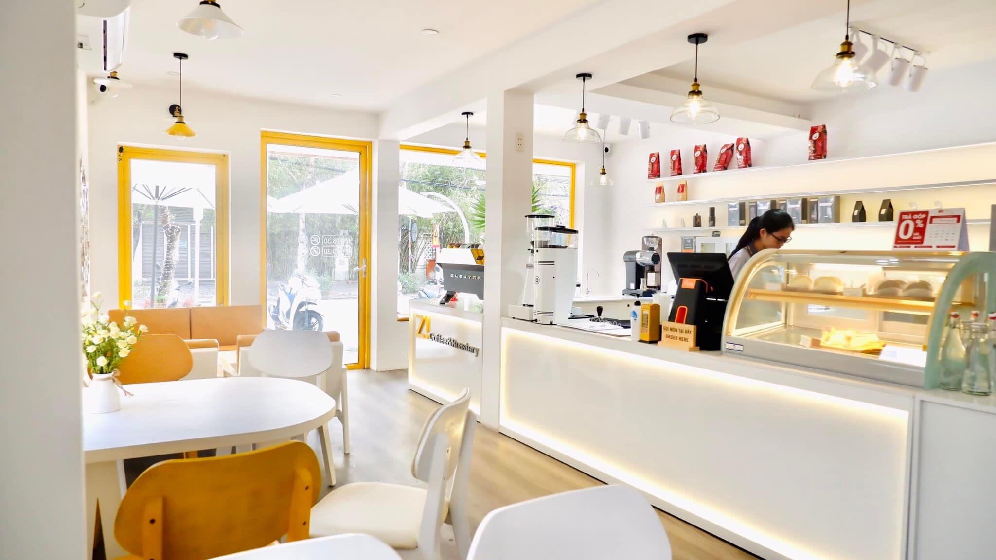 Không gian tại Zi Coffee Roastery